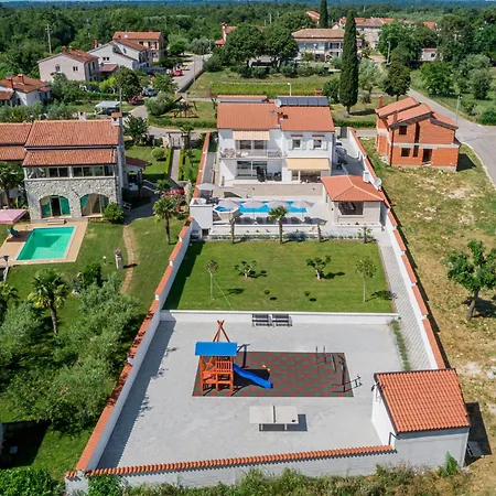 Villa Anela *