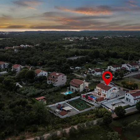 Villa Anela *